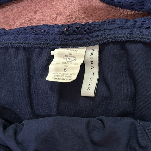 Trina Turk bathing suit - size 6 - Picture 4 of 7